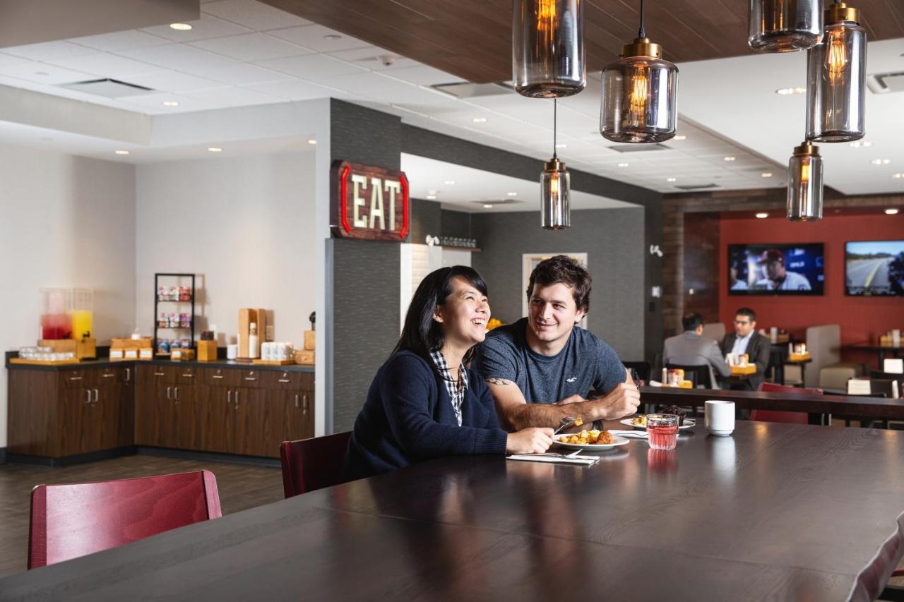 Holiday Inn Edmonton South - Evario Events By Ihg Exterior photo