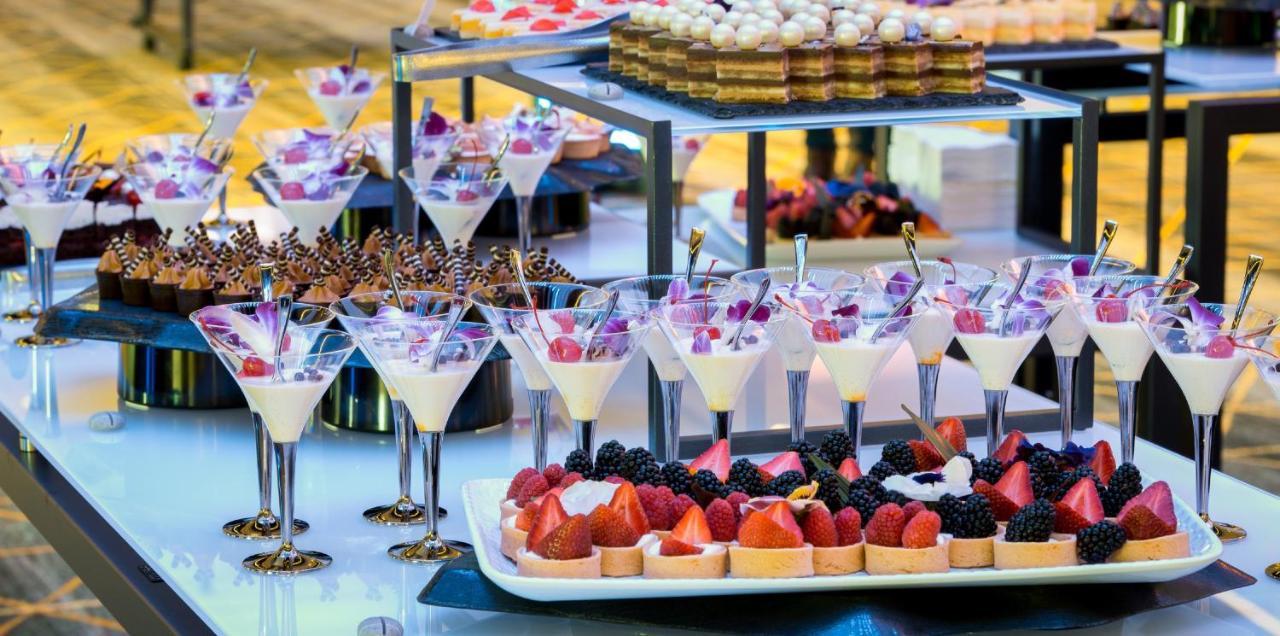 Holiday Inn Edmonton South - Evario Events By Ihg Exterior photo