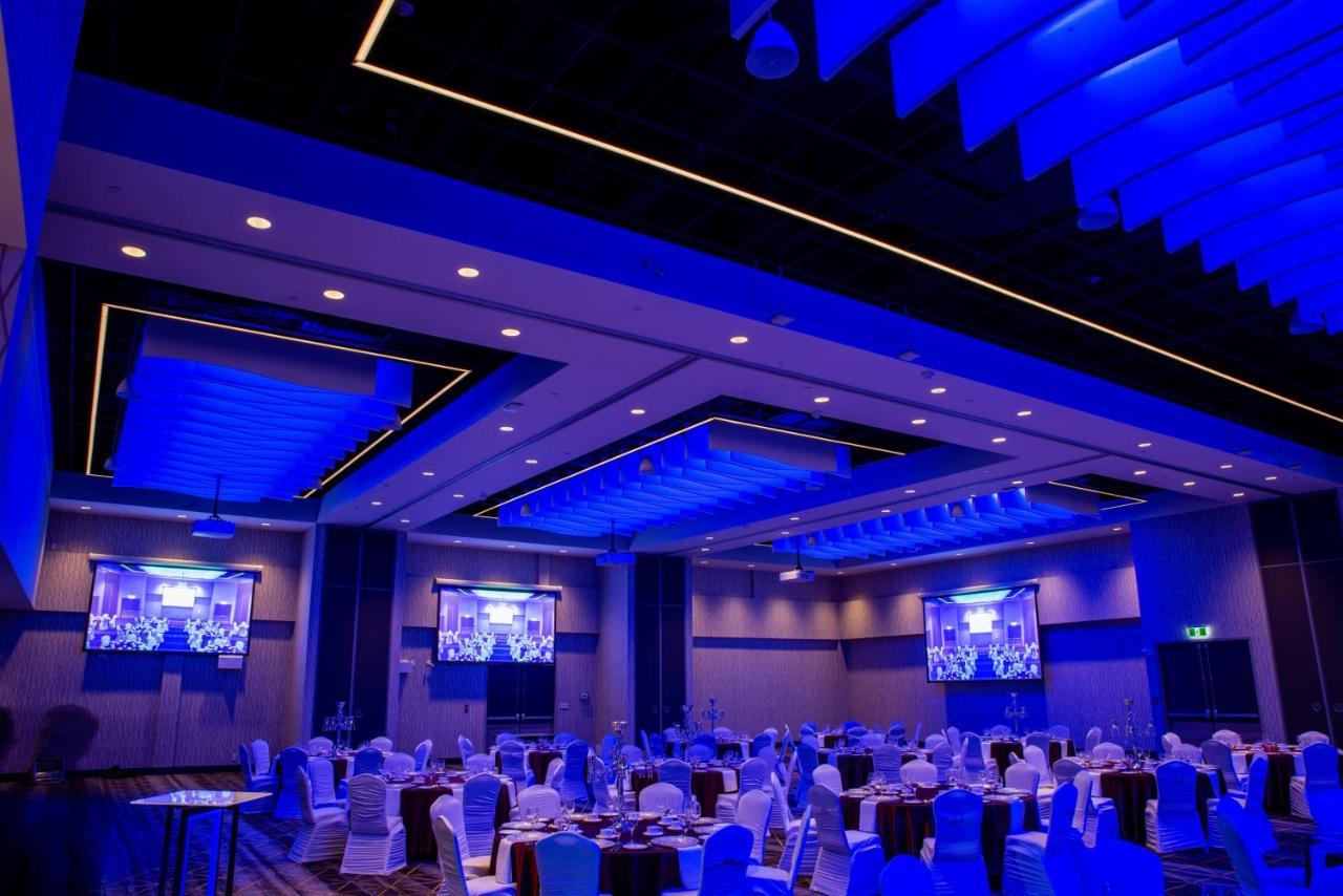 Holiday Inn Edmonton South - Evario Events By Ihg Exterior photo